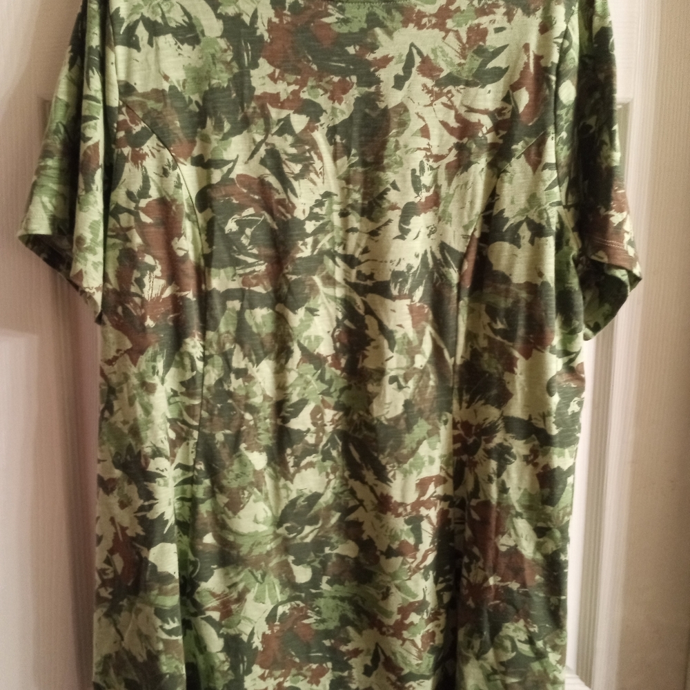Women's d& company top
